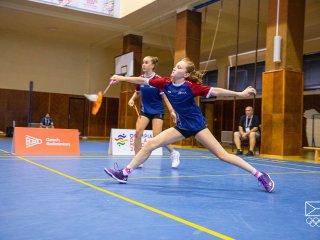 zápasy badmintonu ve čtyřhře